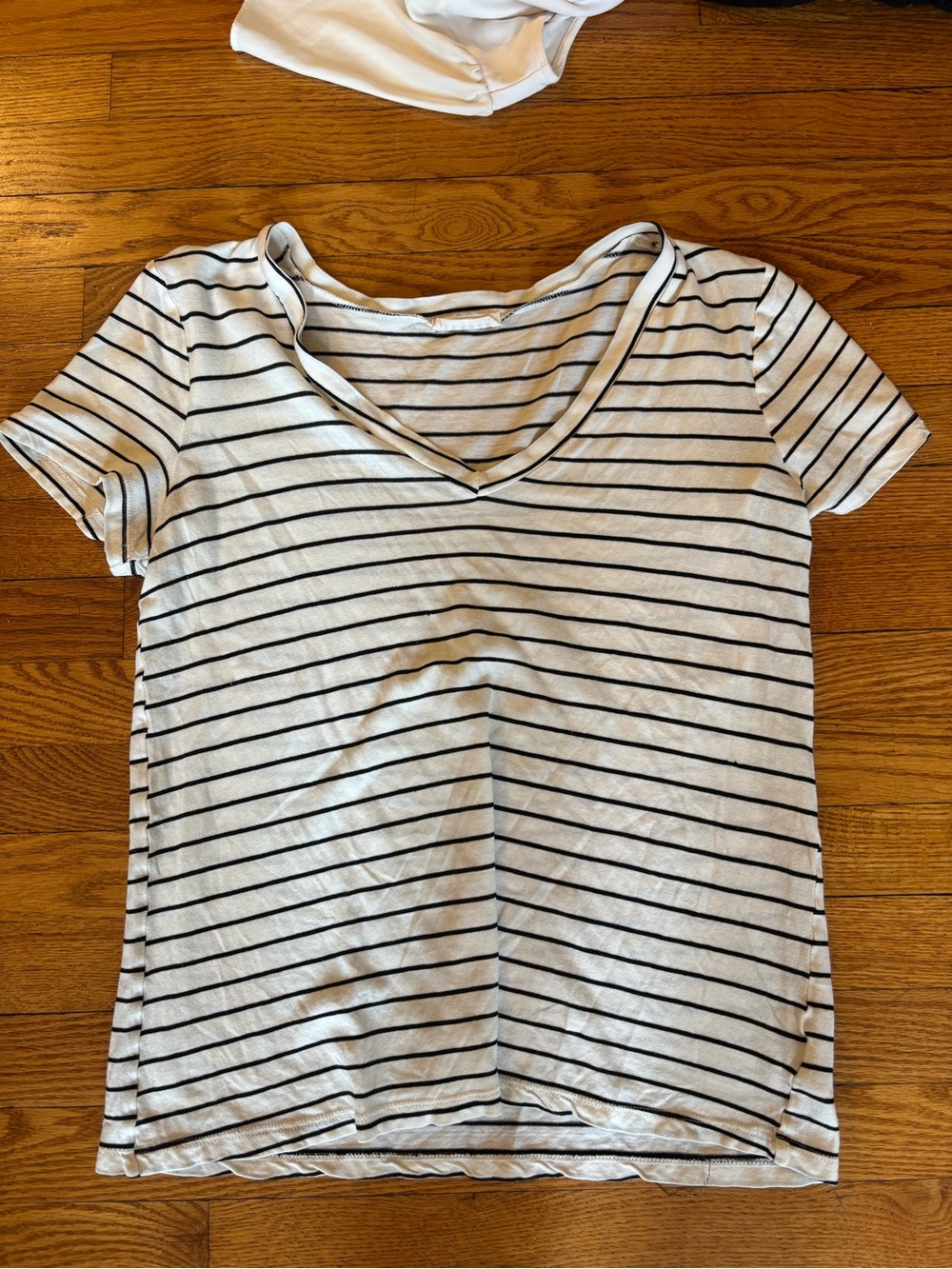 Women's Striped V-Neck Short Sleeve Tee - White/Black